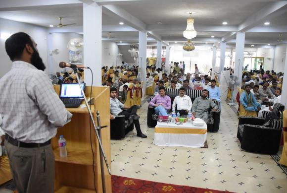 Hasilpur Training Session on Cotton Crop